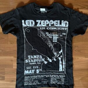 Hot Topic Black Led Zeppelin Concert Tee